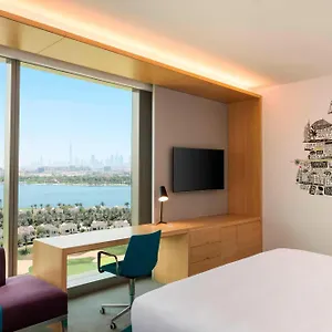 Aloft Creek Hotel
